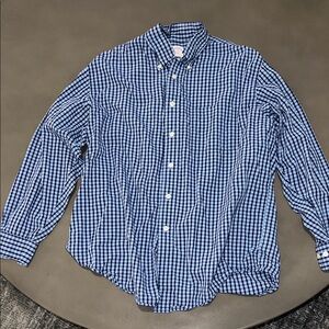 Brooks Brother’s Blue Checkered Men's Pocketed Button Down Dress Shirt
